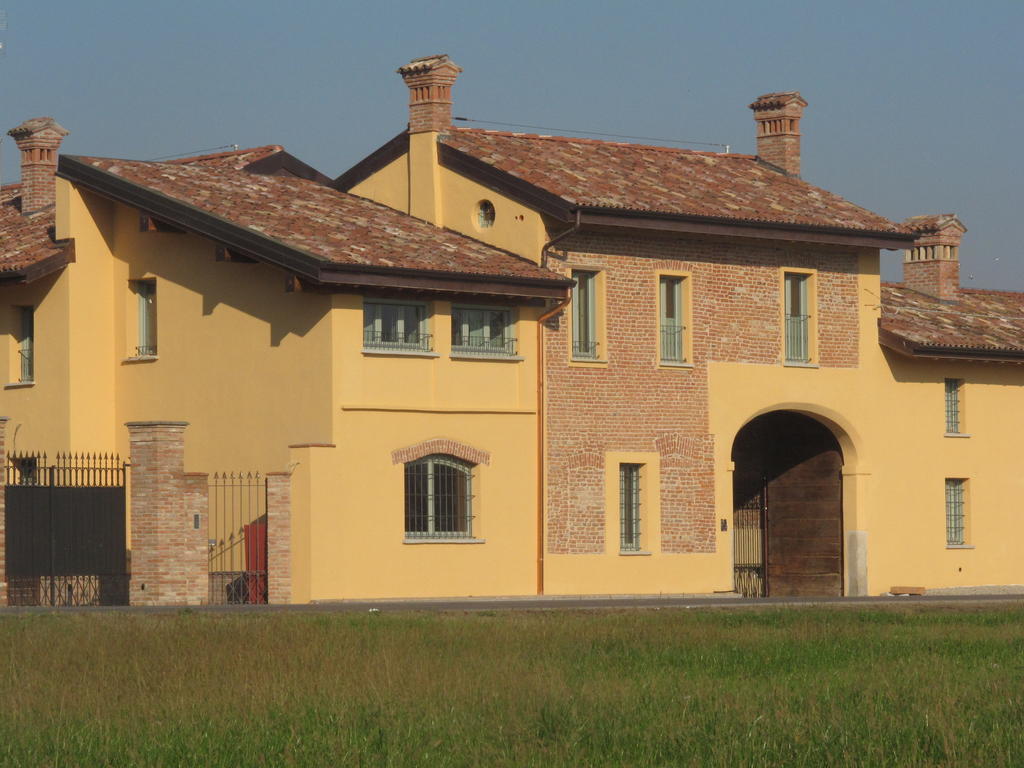 Agriturismo Cascina Pezzolo Lodi Zewnętrze zdjęcie